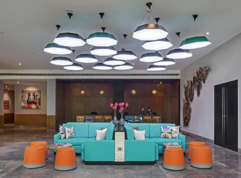 Hotel Zone By The Park Raipur Esterno foto